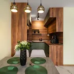 Stylish Urban Haven With Dedicated Parking Spot By Flat Mаnager