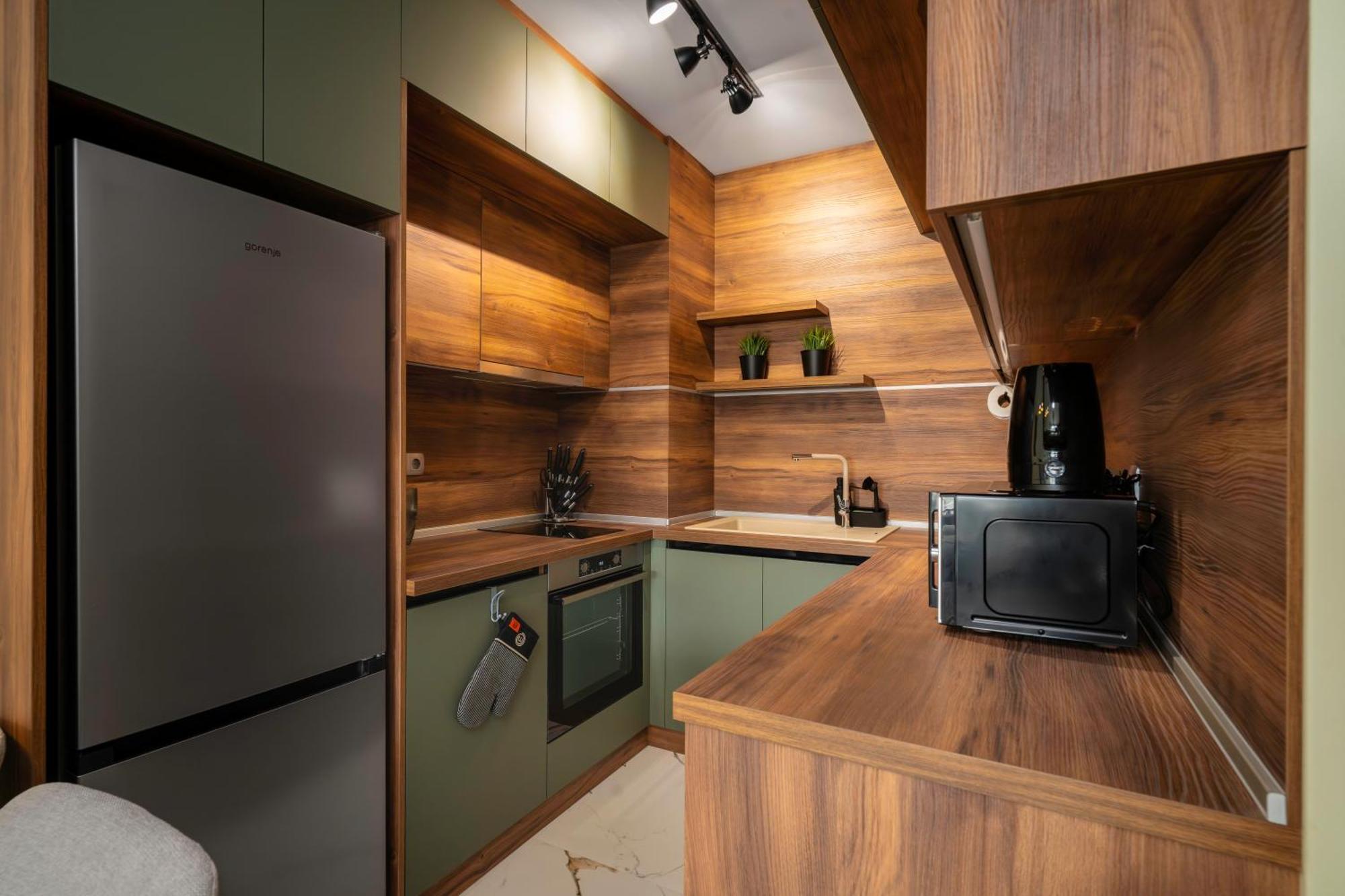 Stylish Urban Haven With Dedicated Parking Spot By Flat Mаnager Apartment