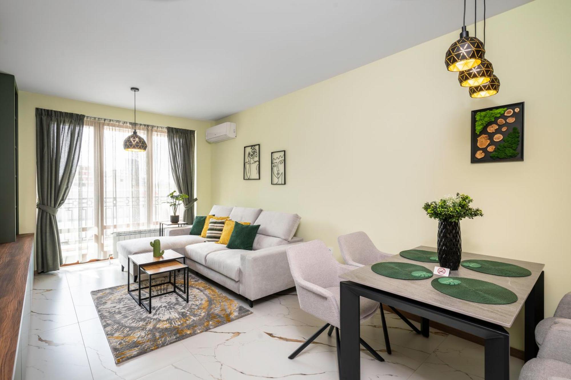 Stylish Urban Haven With Dedicated Parking Spot By Flat Mаnager *